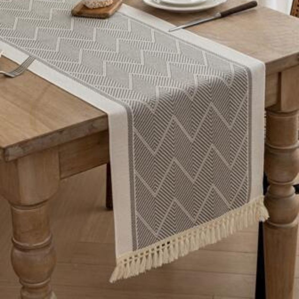 Meadow Cotton Woven Table Runner