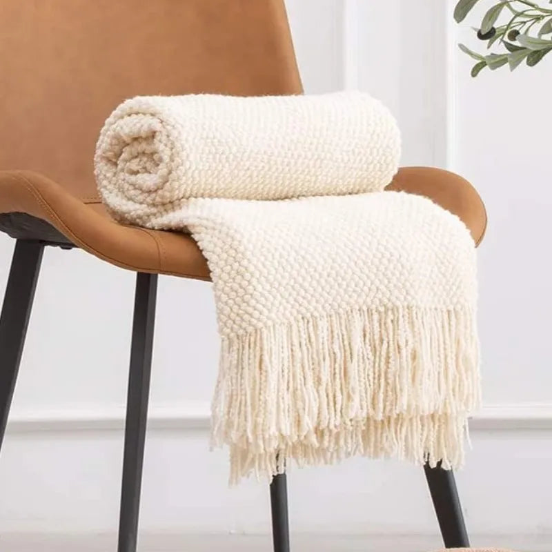 Orlan Knitted Throw Blanket with Tassels