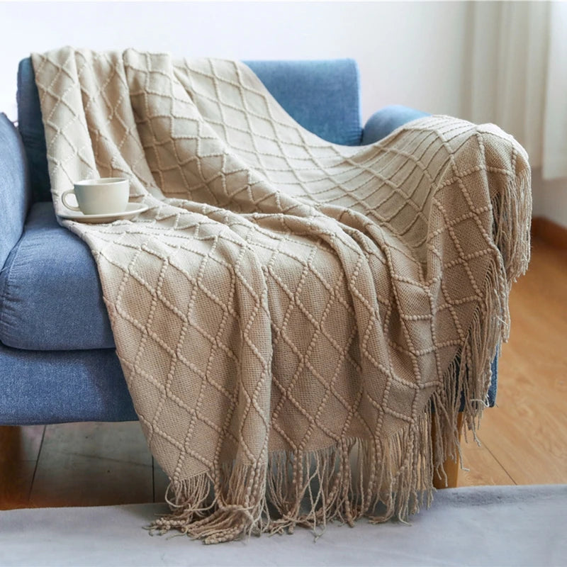 Orlan Knitted Throw Blanket with Tassels