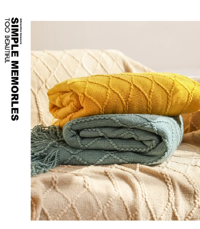 Orlan Knitted Throw Blanket with Tassels