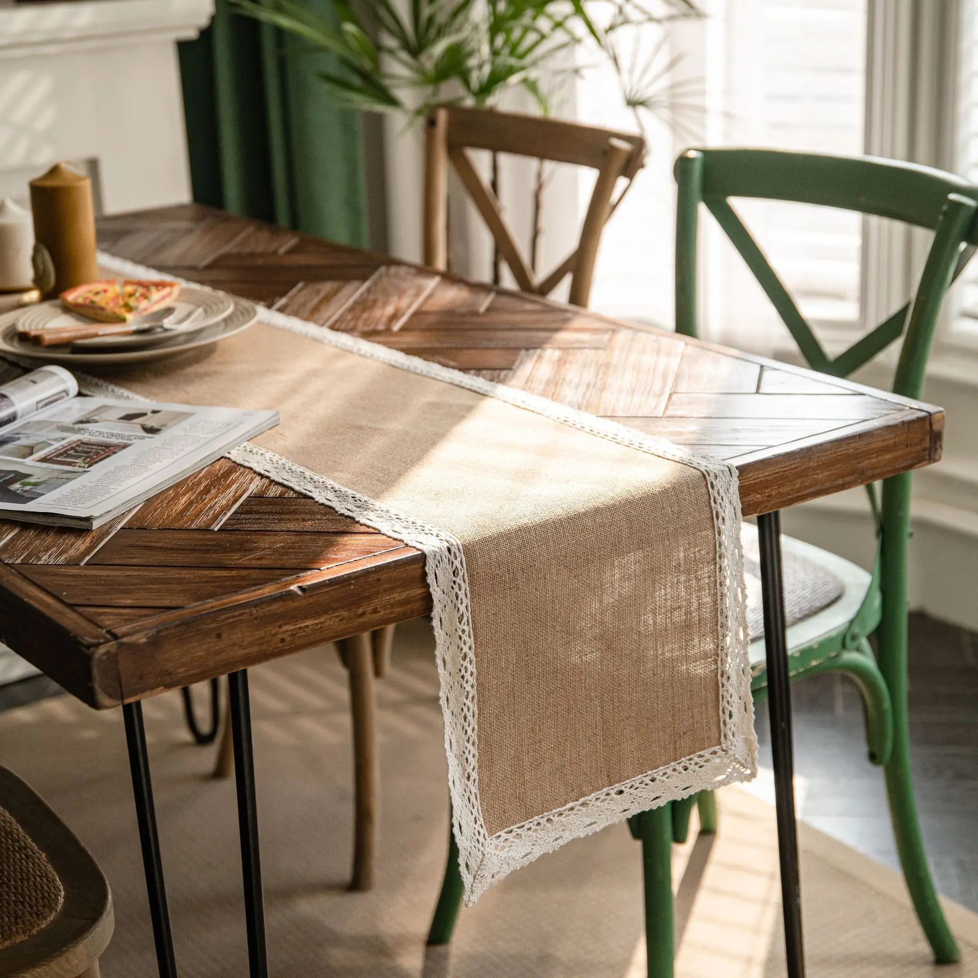 Kestrel Jute Lace Table Runner