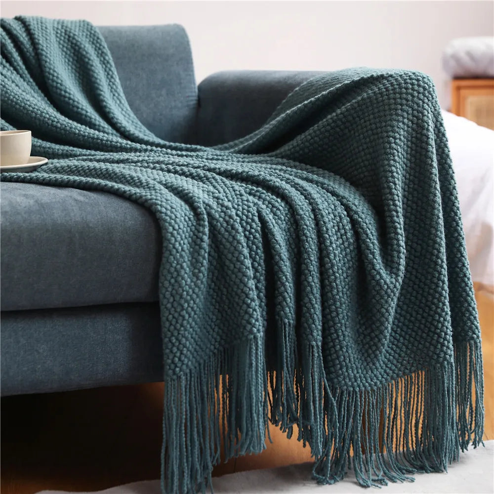 Orlan Knitted Throw Blanket with Tassels
