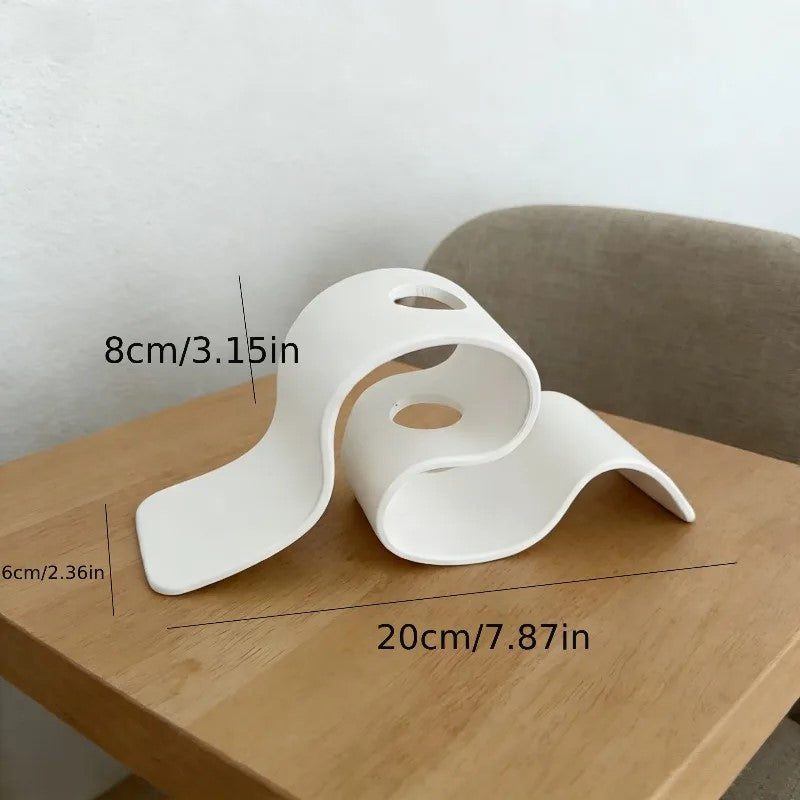 Kintsu Sculptural Ribbon Vase