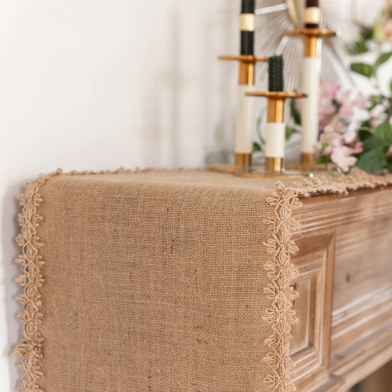 Kestrel Jute Lace Table Runner