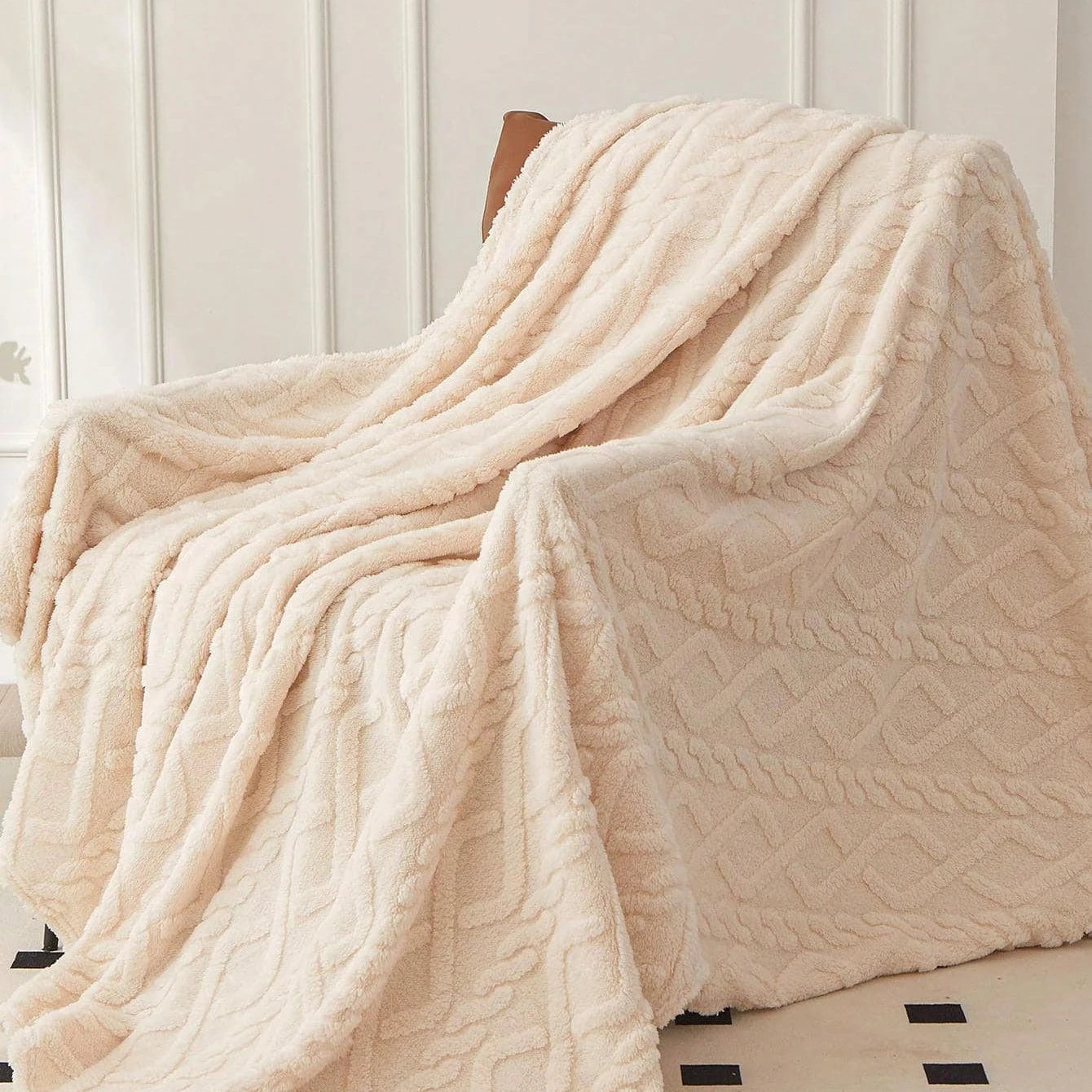 Serene Geometric Coral Fleece Textured Blanket