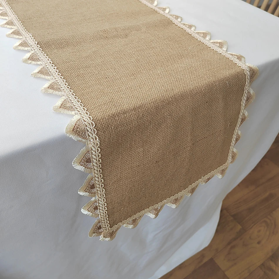 Kestrel Jute Lace Table Runner