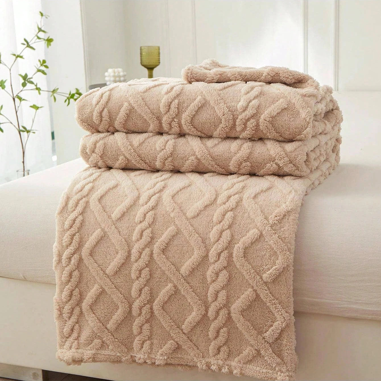 Serene Geometric Coral Fleece Textured Blanket