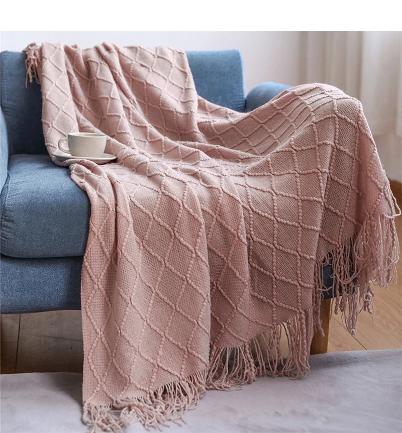 Orlan Knitted Throw Blanket with Tassels