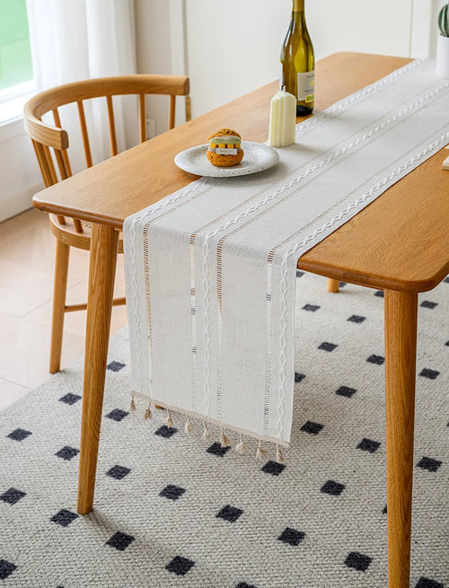 Bellwood Linen Table Runner
