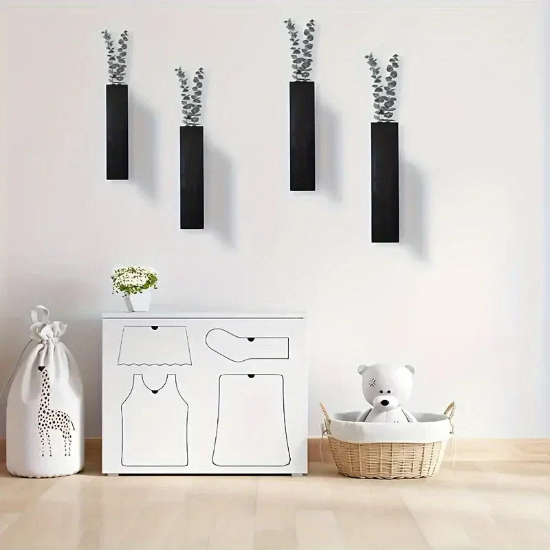 Briarwood Wall-Mounted Vases