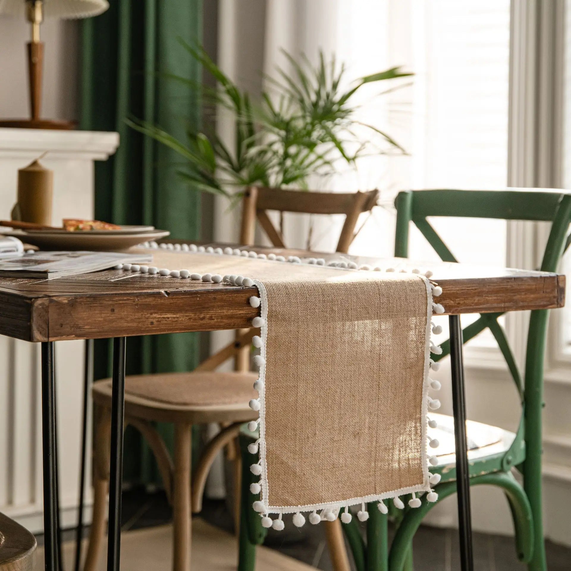 Kestrel Jute Lace Table Runner