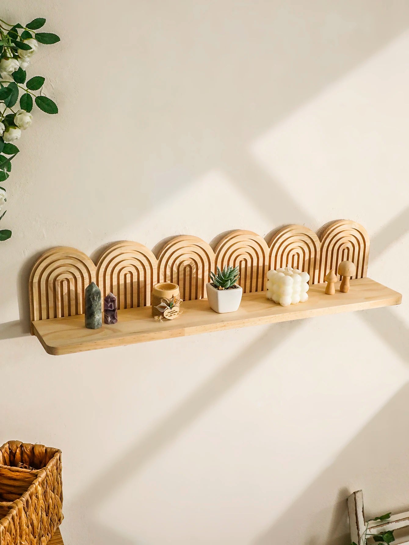 Arched Wooden Wall-Mounted Display Shelf