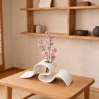 Kintsu Sculptural Ribbon Vase
