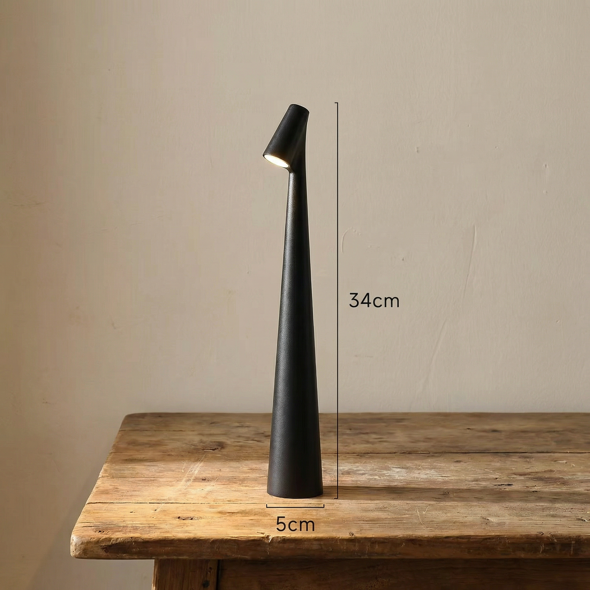 Sculptura Tall Aluminum Desk Lamp