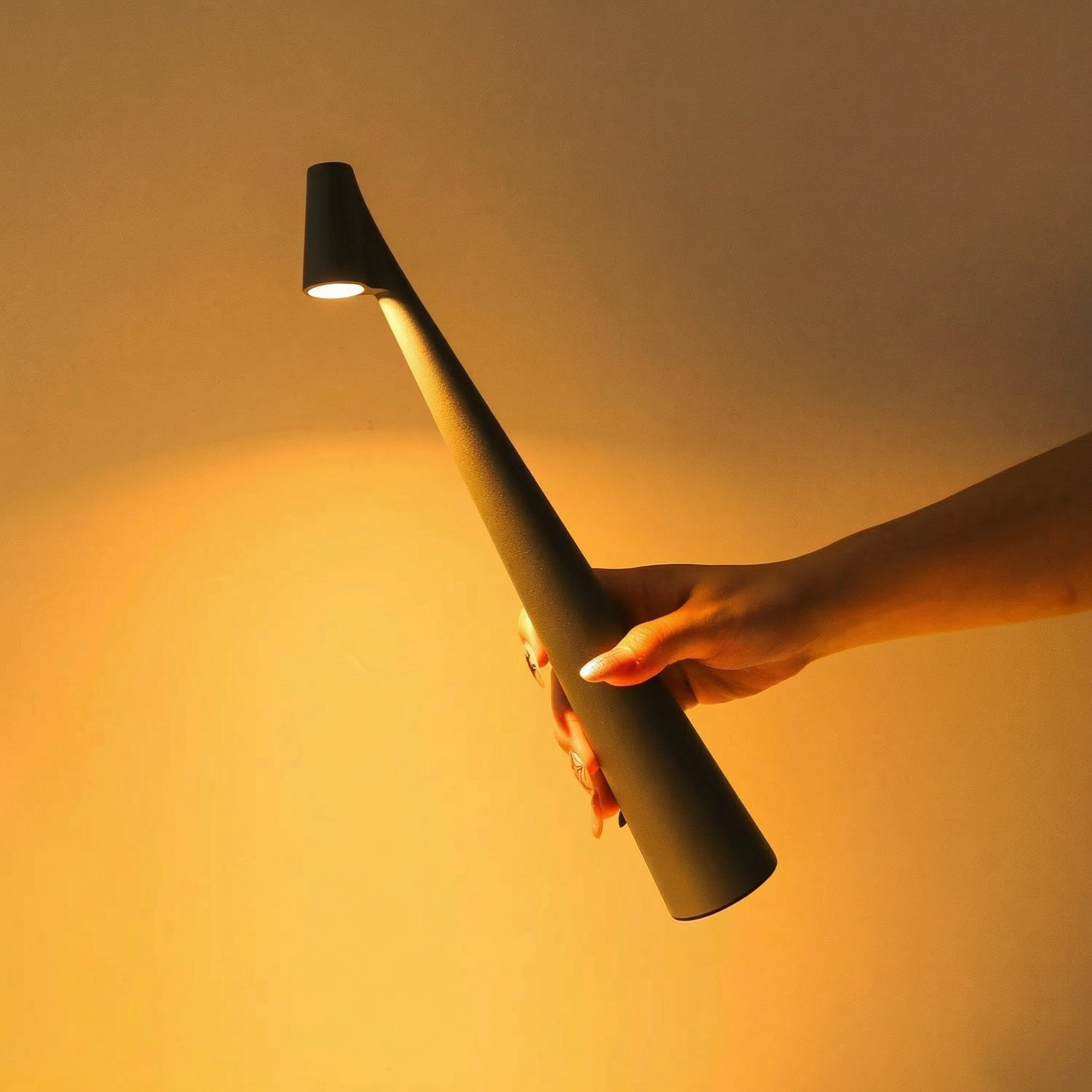 Sculptura Tall Aluminum Desk Lamp